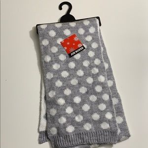Joe Boxer Woman’s Winter Scarf. NWT